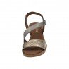 Sandalia con Cuña Paula Urban Oro para Mujer modelo 29-7133