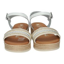 Sandalias de Piel Oh! My Sandals Blancos para Niña modelo 5779