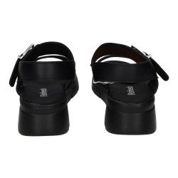Sandalia Hebilla Refresh Negros para Mujer modelo 175161